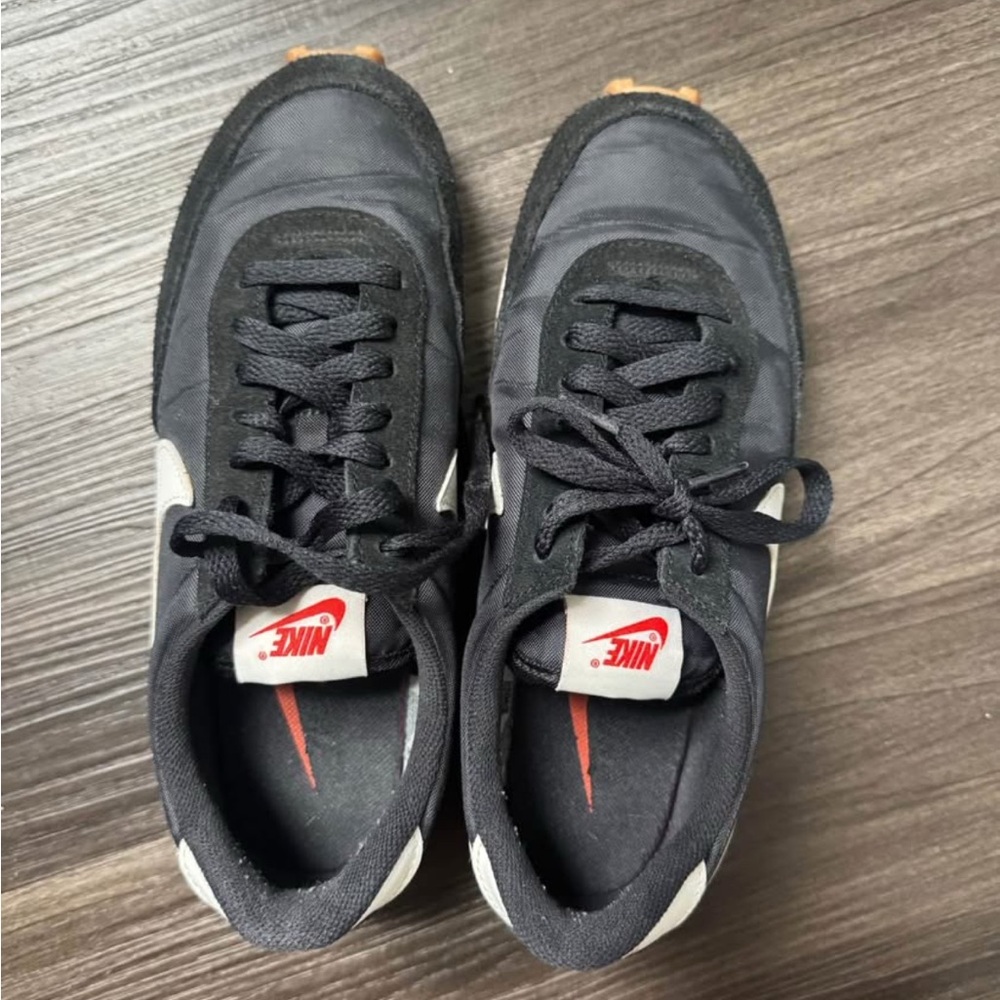 Nike Black and White Men's Sneakers